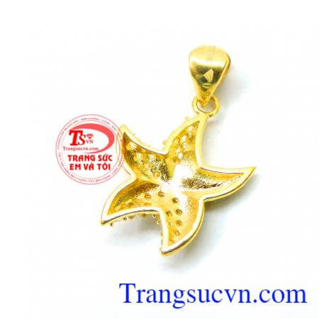 Mặt dây sao biển vàng mặn mà