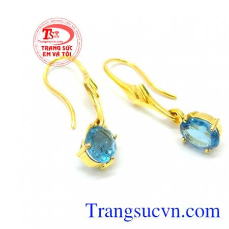 Hoa tai đá topaz mệnh mộc mang lại may mắn và tài lộc cho gia chủ.