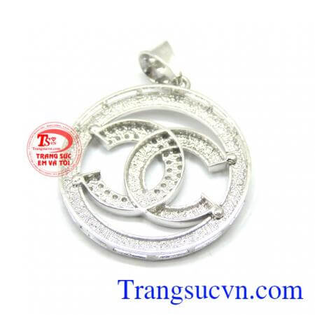 Mặt dây chuyền nữ sang trọng