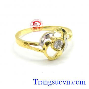 Thiết kế tinh tế. Nhẫn vàng nữ tính quà tặng