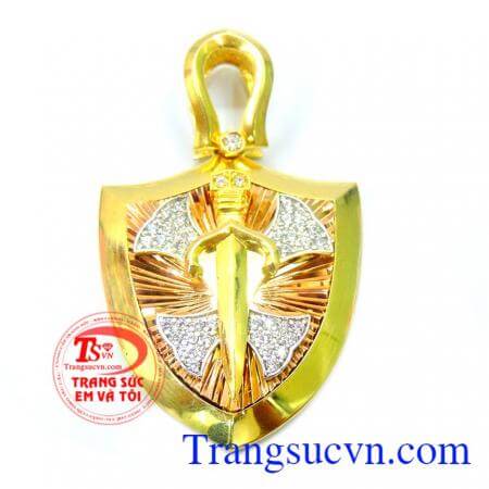 Mặt khiên kiếm mạnh mẽ là mặt dành cho nam đeo cùng dây chuyền vàng hợp thời trang,sang trọng và Ý nghĩa sang trọng và may mắn thành công