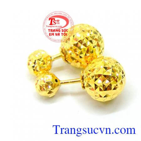 Hoa tai dior thời trang đẹp mang đến vẻ đẹp thời trang quý phái cho người đeo.