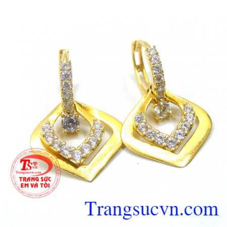 Hoa tai kiểu lá quý phái hoa tai vàng 10k cao quý, hoa tai đẹp, chất lượng đảm bảo, hoa tai vàng tây chế tác tinh xảo. 