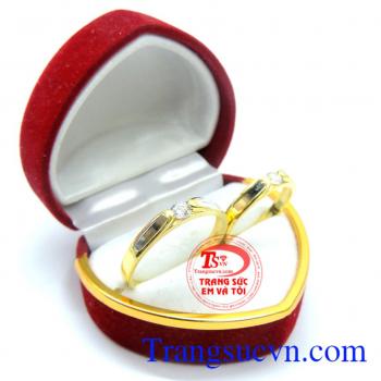 Nhẫn cưới gắn kết yêu thương