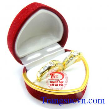 Nhẫn cưới minh chứng yêu thương 