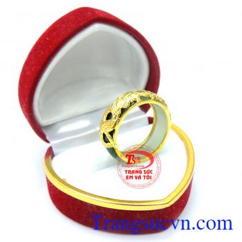 Nhẫn nam rồng ngọc bọc vàng