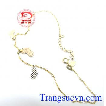 Lắc chân trái tim tặng phái đẹp