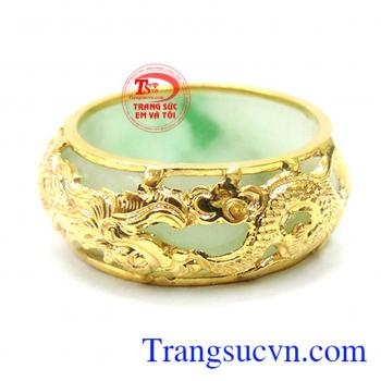 Nhẫn ngọc bọc rồng mạnh mẽ đảm bảo chất lượng vàng