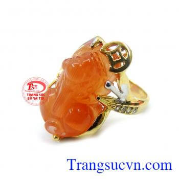 Nhẫn tỳ hưu ngọc đỏ Nhẫn nữ vàng tây dành cho phái đẹp. Nhẫn nữ tỳ hưu may mắn bọc vàng