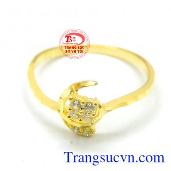 Nhẫn nữ vàng tây giá rẻ, nhẫn vàng hà nội, Uy tín, khách hàng ưa chuộng, nhẫn vàng đẹp. Nhẫn nữ vàng điệu đà TSVN