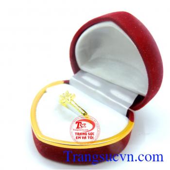 Nhẫn nữ vàng ngôi sao lấp lánh vàng tây chất lượng vàng đảm bảo. 