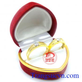 Nhẫn cưới vàng vàng tây đẹp sang trọng kinh tế cho đôi bạn trẻ