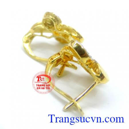 Đôi hoa tai bông hoa 4 cánh đẹp chất lượng.