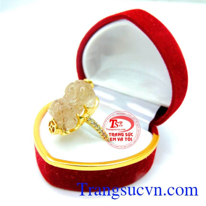 Nhẫn nữ đeo hợp thời trang,chất lượng vàng được đảm bảo uy tín. Nhẫn nữ tỳ hưu chạm khắc vàng 10k
