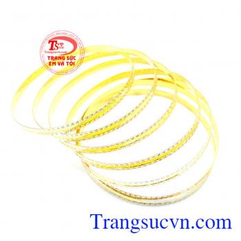 Là món quà ý nghĩa nhất dành tặng phái đẹp. Bộ vòng tuần nữ tính thời trang