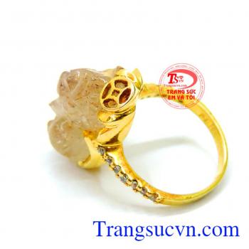 Bán sản phẩm nhẫn nữ tỳ hưu vàng tây chế tác tinh tế mang đến những đường nét sáng,bóng bền đẹp. 