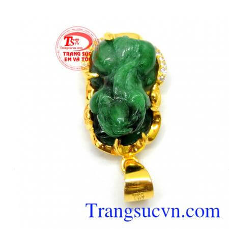 mặt dây chuyền vàng tây đá quý cho nam, mặt dây chuyền sang trọng, Mặt dây tỳ hưu ngọc cẩm thạch đẹp