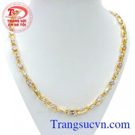 Dây chuyền nam đẹp thời trang phù hợp mọi lứa tuổi có thể đeo làm tôn lên sự tinh tế và lịch lãm cho bản thân, chất lượng vàng đảm bảo uy tín dây chuyền nam tính và mạnh mẽ