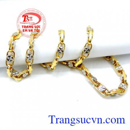 Dây chuyền nam sang trọng, tinh tế