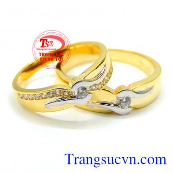 Nhẫn cưới 14k tình yêu bền đẹp đem lại nhiều điều tốt đẹp trong hạnh phúc yêu thương tượng trưng cho một tình yêu cao cả bền đẹp và mãi mãi không chia ly
