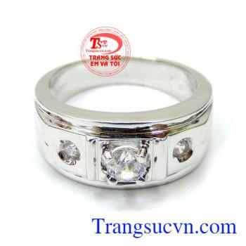 Nhẫn vàng trắng 18k đá đẹp 4ly