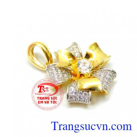 Mặt 10k nữ trẻ trung nữ tính là món quà ý nghĩa cho người thân