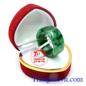 Nhẫn ngọc đá quý thiên nhiên