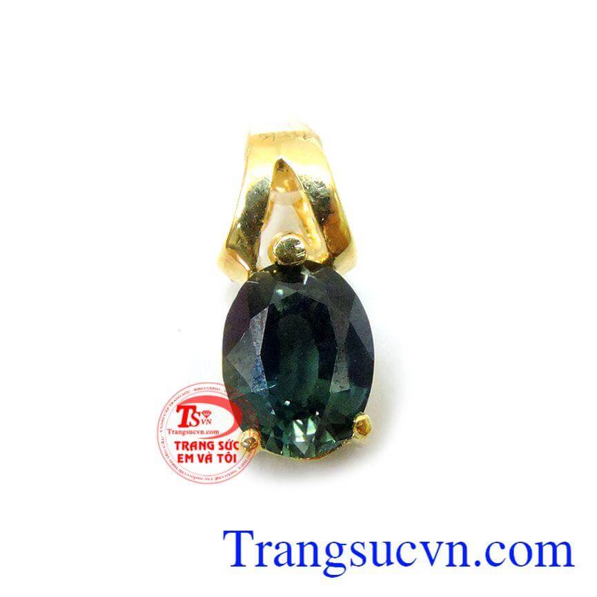 Mặt saphire nữ theo mệnh xinh xắn