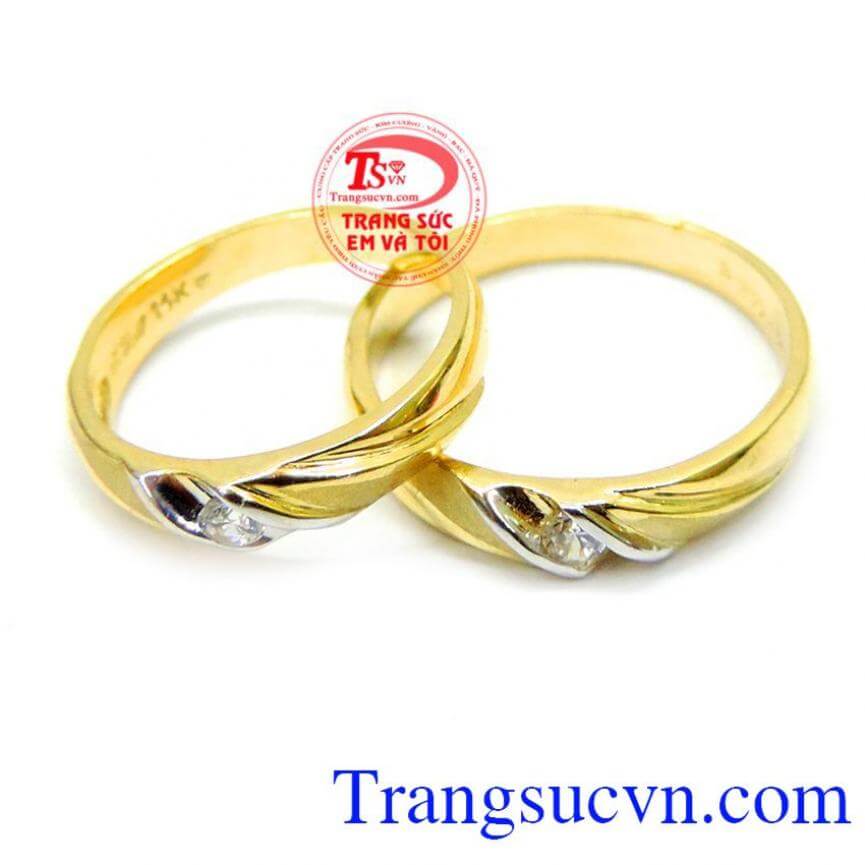 Đôi nhẫn cưới cảm xúc yêu thương