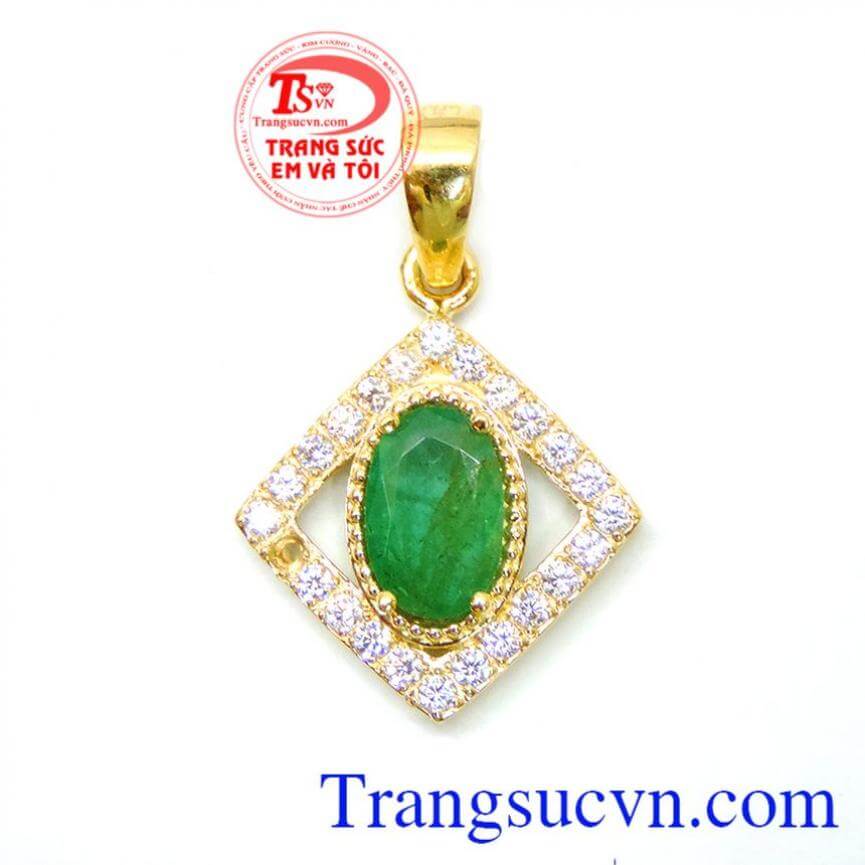 Mặt nữ emerald mặt của sự may mắn