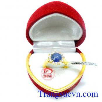 Nhẫn saphire cho nữ quý phái mang lại vẻ đẹp sang trọng quý phái cho nữ. 