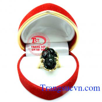 Nhẫn nữ tỳ hưu sang trọng đẹp Nhẫn nữ tỳ hưu sang trọng đẹp may mắn bọc vàng. 