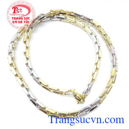 Rất hợp với các bạn muốn thể hiện phong cách mạnh mẽ cá tính đẳng cấp và bản lĩnh của mình