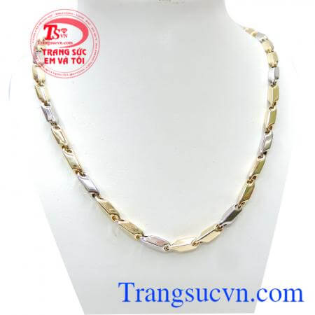 Dây chuyền trẻ trung cho phái mạnh mạnh mẽ phù hợp với các bạn nam cá tính với thiết kế đơn giản trẻ trung, được rất nhiều đấng mày râu