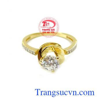 Nhẫn nữ vàng quà tặng yêu thương thiết kế tinh xảo, nổi bật thu hút.