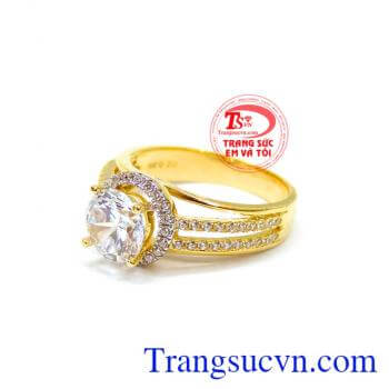 Nhẫn nữ xinh cá tính gắn đá đeo quý phái đẹp, bền, hợp thời trang.