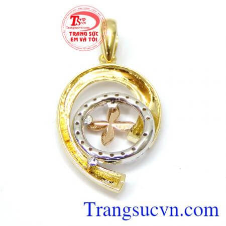 Mặt dây chuyền vàng tây sang trọng 