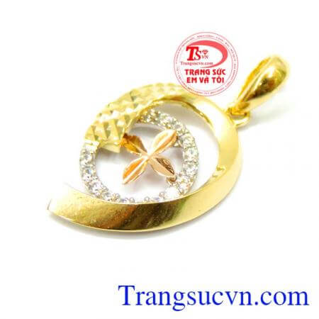 Mặt dây chuyền thời trang đẹp là món quà đặc biệt cho những người thân, bạn bè của bạn