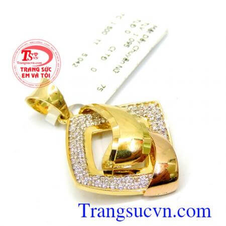 Sản phẩm thiết kế tinh tế mang lại vẻ đẹp cho nữ xinh sang trọng quý phái