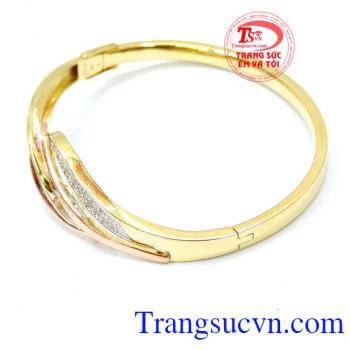 Ảnh chụp từ sản phẩm có sẵn tại shop. Vòng đeo tay nữ tính duyên dáng