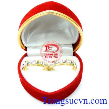 Nhẫn cưới vàng tây đẹp