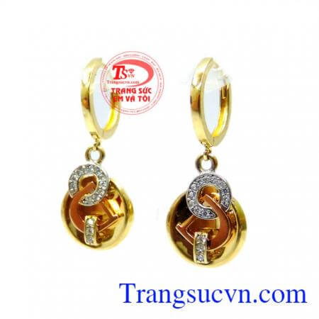 Hoa tai nữ tính chữ D cá tính