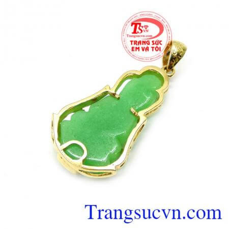 Mặt quan âm bọc vàng đeo may mắn