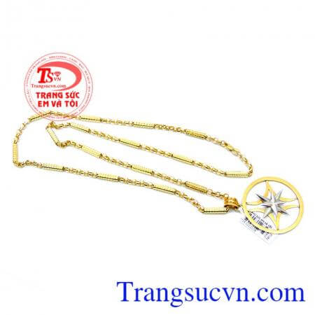 đặc biệt là giá thành hợp lý tôn lên được vẻ đẹp nam tính quý phái của đấng mày râu tôn lên được vẻ đẹp của nam tính đẹp, Bộ mặt dây nam vàng công danh