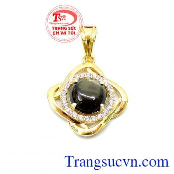 Mặt nữ đính đá saphire 14k đẹp trang sức đá Sapphire còn được sử dụng nhiều về mặt phong thuỷ