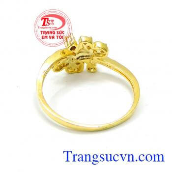 Nhẫn nữ cánh bướm 10k đẹp thiết kế sang trọng. 