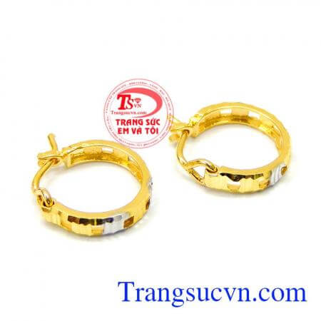 Bông tai sang trọng quý phái hợp thời trang biểu tượng may mắn dành cho mọi người.