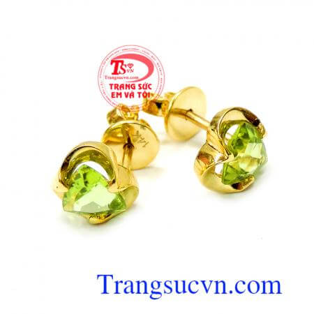 Hoa tai peridot 14k đeo trẻ đẹp