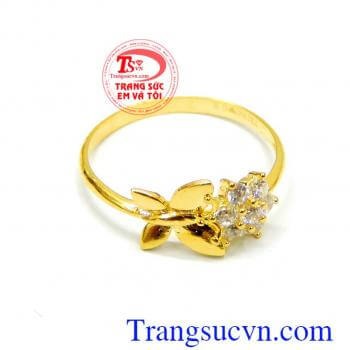 Nhẫn nữ bướm xinh 10k đẹp với thiết kế trẻ trung và hiện đại.