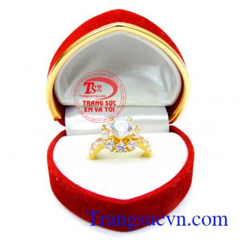 Nhẫn nữ đính đá quý phái